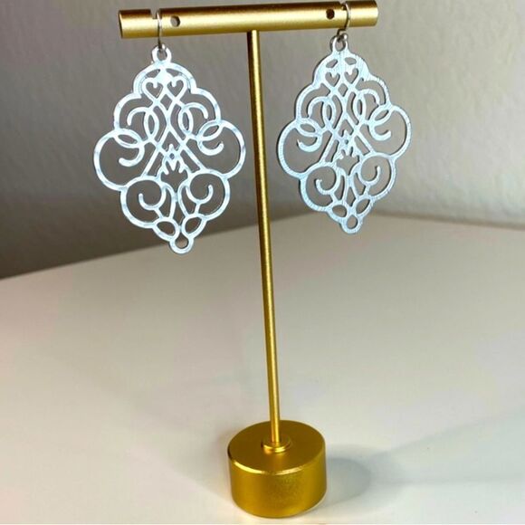 Filigree Matte Silver Earrings - Picture 1 of 3